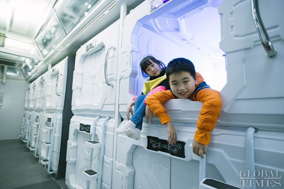 Click image for larger version

Name:	lenghu-d-2246.jpg
Views:	0
Size:	179.1 KB
ID:	64055