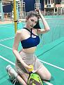 1733278158-my-nhan-nguoi-malaysia-gay-xon-xao-khi-dien-noi-y-di-sieu-thi-hinh-2-width611height800.jpg