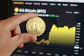 gia-bitcointhanh-nien--1736224723928199925276.webp